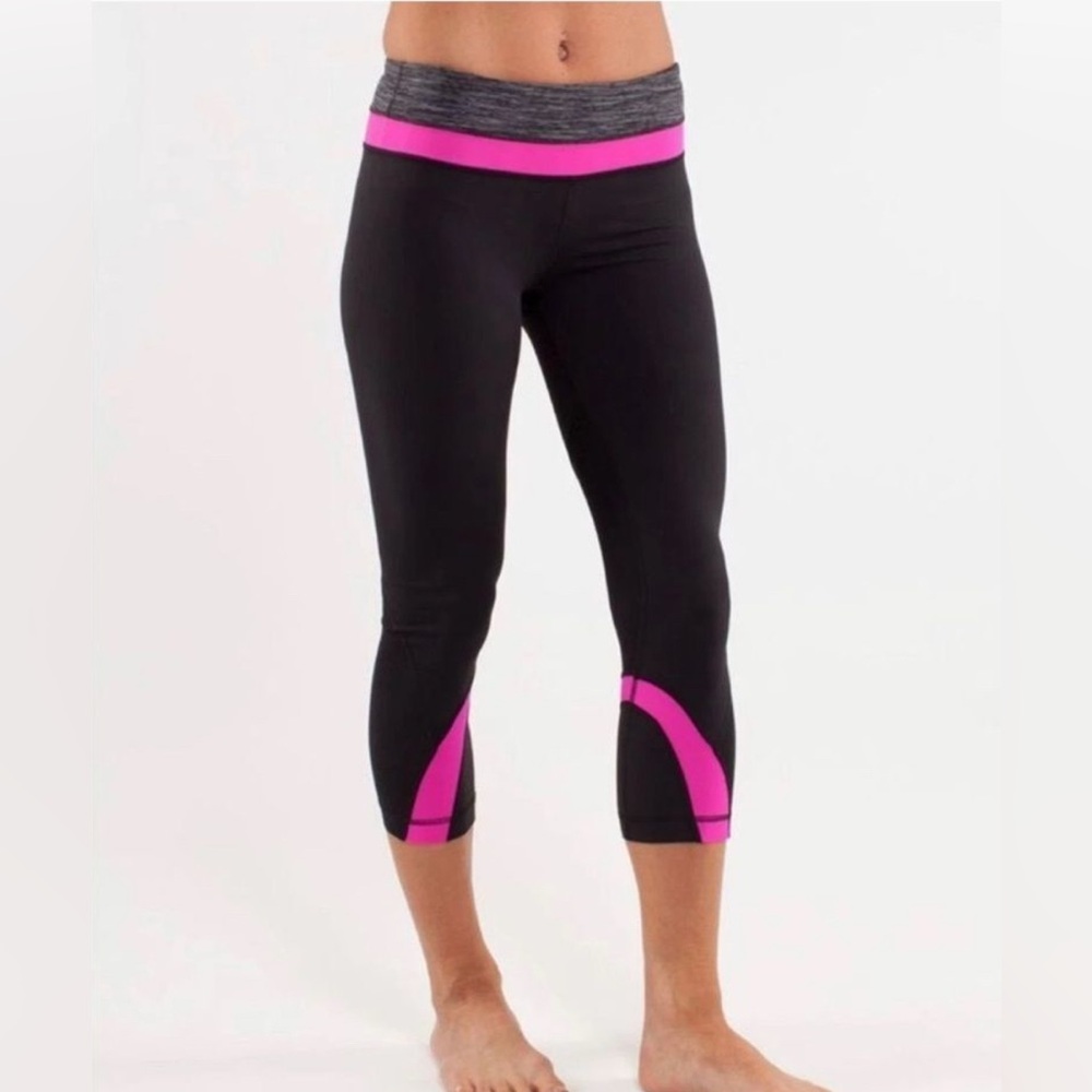 Lululemon Black and Pink cropped Leggings Size 4